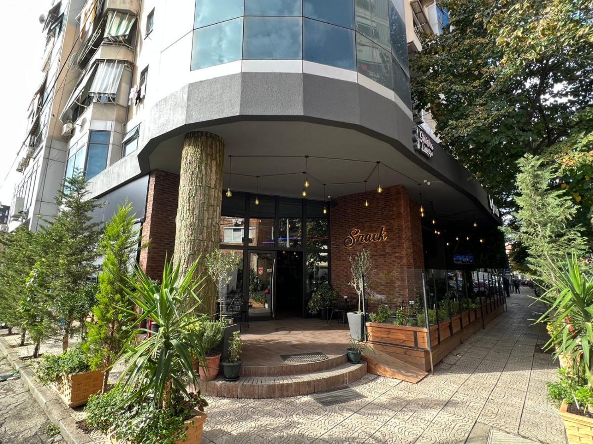 Luxury Center Observatori Apartment Тирана Екстер'єр фото